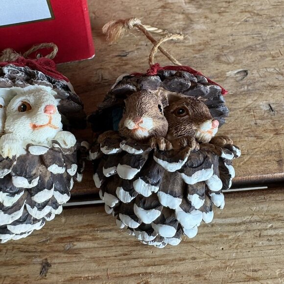 Dillard’s Trimmings Set Of 4 Animals In Pinecone Ornaments Wood Christmas - Picture 7 of 10